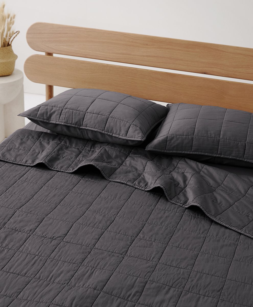 COMFORTER