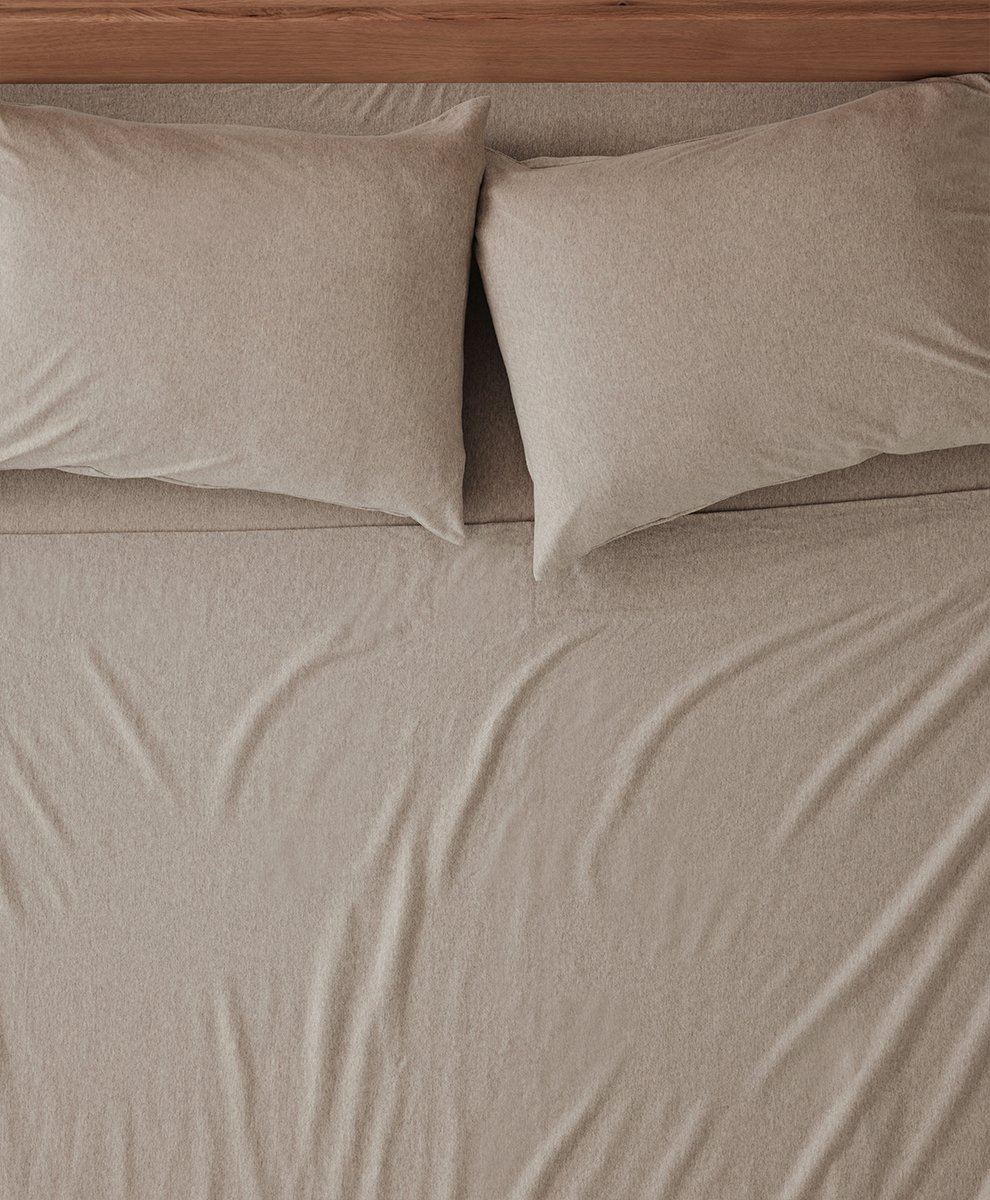GREY COLOR BEDDING SET image 3